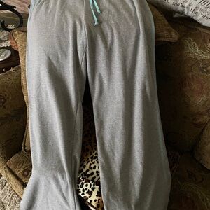 Gloria Vanderbilt cotton knit pants